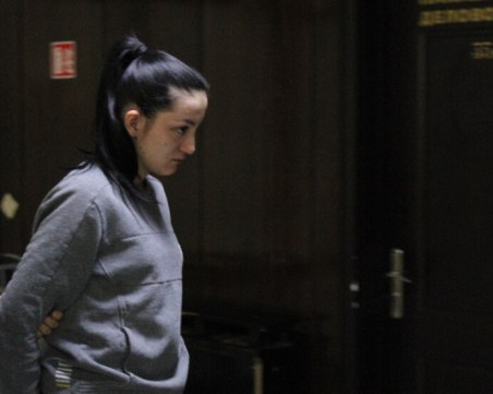 Полицайката, хваната с канабис, излиза от ареста срещу 5000 лв.