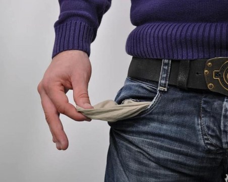 Възрастни жени измамиха пловдивчанин на улицата