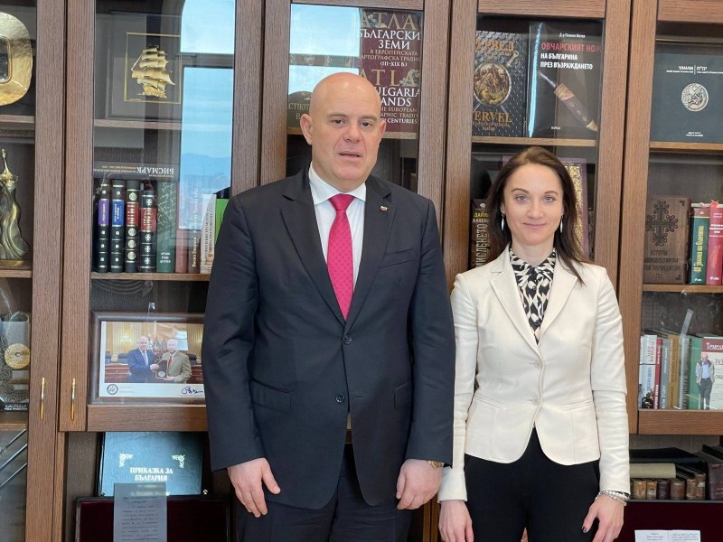 Главният прокурор Иван Гешев разговаря с посланика на Словения