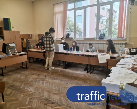 Министър Тодоров: За първи път в Европа бюлетините ще се броят на живо у нас