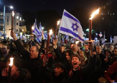 Никакво намаляване на броя протестиращите в Израел а снощи беше