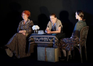 Спектакълът Поразените  от Теодора Димова на Варненския драматичен театър Стоян Бъчваров