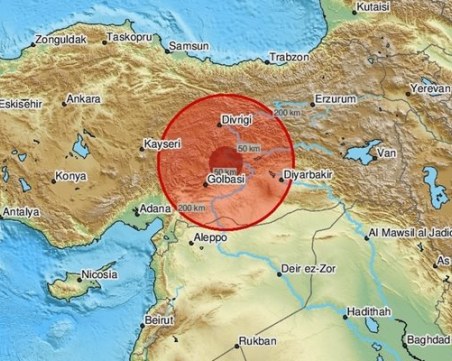 Два труса тази сутрин в Турция