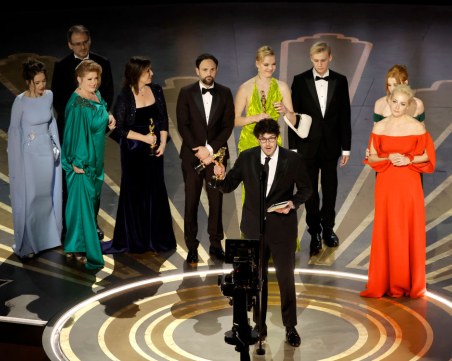 Христо Грозев на сцената на „Оскарите” за филма 