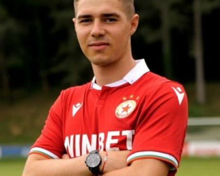 Станислав Шопов влиза в националния отбор