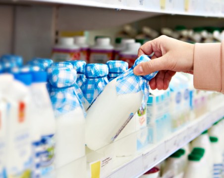 Млекопроизводител: Унищожават родното производство