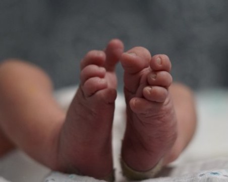 Жена роди в коридора на болница в Сливен