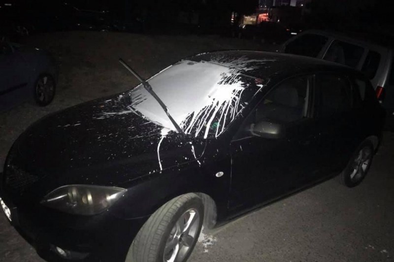 Пловдивчанка заля автомобила на съседка с боя заради спор
