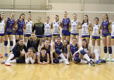 Шампионките от Марица Пловдив започнаха с победа плейофите в първенството