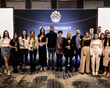 Александър Везенков е баскетболист номер 1 на България за 2022-а година