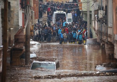Броят на хората загинали при наводненията в тежко засегнатите от