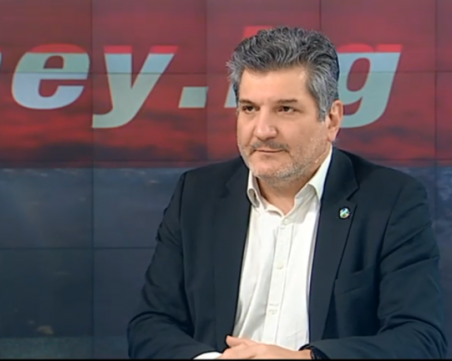 Икономистът Георги Ганев: Финансовият министър всява паника преди изборите