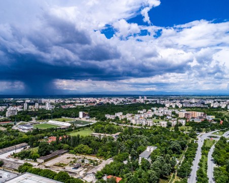 Вятърът в Пловдив стихва, температурите започват да се повишават