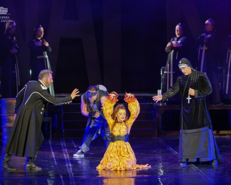 Михаела Филева влиза в ролята на Есмералда на пловдивска сцена