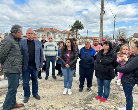 Жители на Трилистник излизат на голям протест