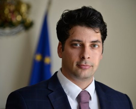 Пеканов: Няма опасност за валутния борд