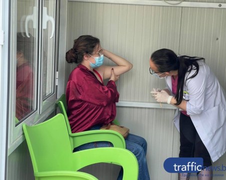 Плащаме  за 7 млн. дози ваксини срещу COVID-19, които след това ще бракуваме