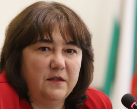 Финансовият министър: Минималната заплата да стане 940 лв. от догодина