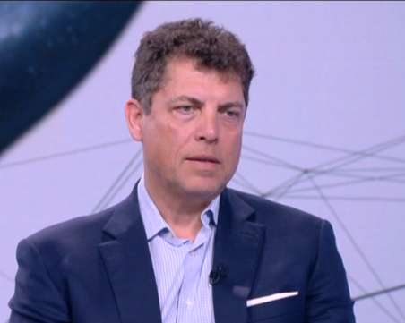 Милен Велчев: Прекалено амбициозно е минималната заплата да бъде 940 лв.