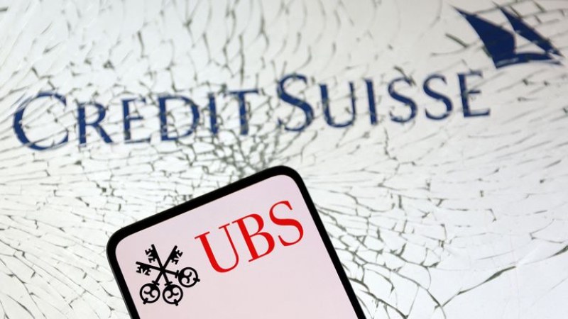 Швейцарската банка UBS придобива акциите на Credit Suisse за 2 милиарда долара