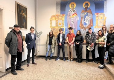 Конкурсът България и нейната култура за ученици от Националната художествена