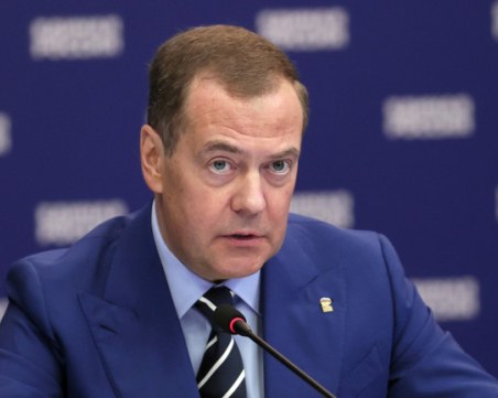 Медведев: Арестът на Путин ще има чудовищни последици