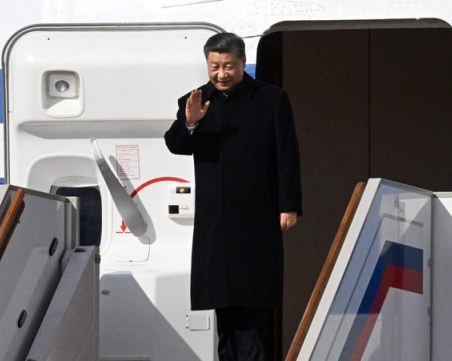 Си Дзинпин: Китай заедно с Русия ще защитава световния ред