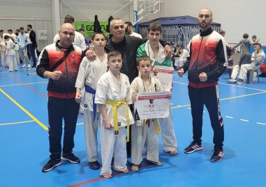 Пловдивски каратеки завоюваха медали от Балканското първенство по карате Киокушин