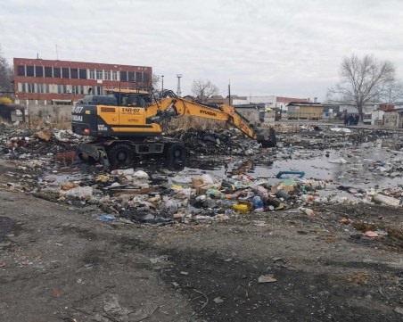 Над 140 тона отпадъци от незаконни сметища събра „Чистота