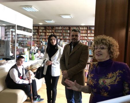 Откриха емблематична изложба за българската шевица под патронажа на кмета Георги Стаменов