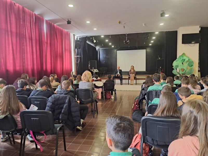 Магистрати и прокурори изнесоха открит урок пред пловдивски ученици
