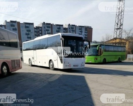 Мъж блъска и обижда пътници в автобуса Пловдив-Асеновград