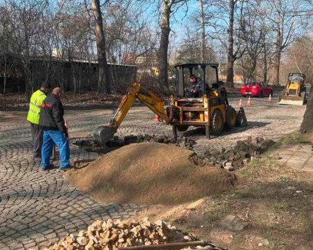 Редят паваж по старата част на бул. „Северен” заради отлагането на втория му етап