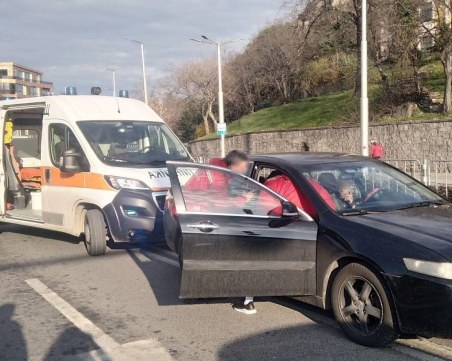 Спря на светофара и не тръгна повече: Говори пловдивчанинът, подал сигнал за дрогирания на Чифте баня