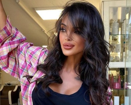 Попфолк певицата Мария след побоя от мъжа й: Добре съм, благодаря за отношението