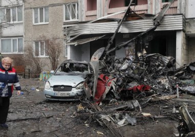 Украинските власти наредиха евакуация на всички общински служби в град