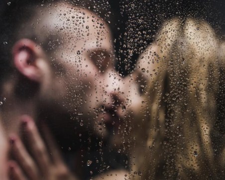 7 еротични съвета за любовна игра под душа