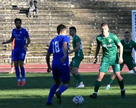 Спартак с трета поредна победа