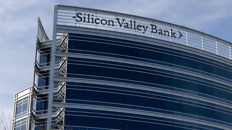Изкупиха заемите и депозитите на Silicon Valley Bank, те ще отворят врати под ново име