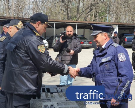 Церемониално: Главният секретар връчи 22 пистолета на полицаите от СПС