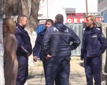 Експерт: Заплахите към училища може да са тест за реакцията на полицията за деня на изборите