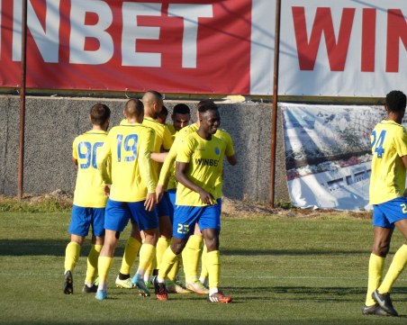 Обявиха съдиите на мачовете на Марица и Ботев 2