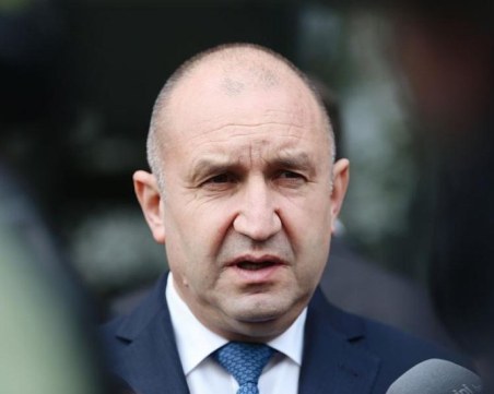 Румен Радев: България може да е водещ фактор при сателитните комуникации