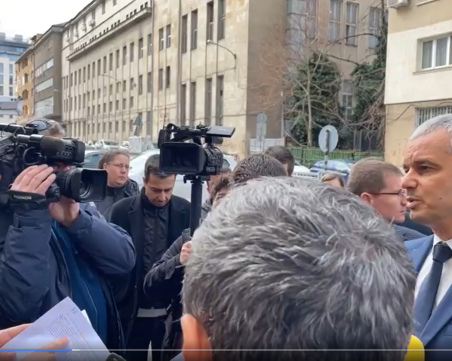 Костадинов: Възраждане иска прозрачност над работата на 