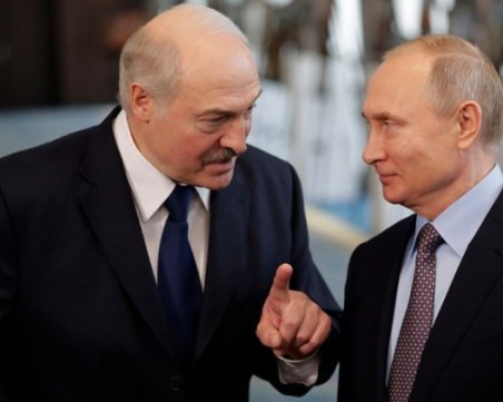 Путин се среща с Лукашенко, но няма да спре офанзивата в Украйна