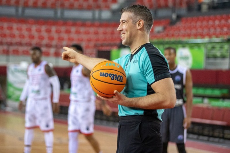 Пловдивски съдия ще свири на Световното по баскетбол за мъже