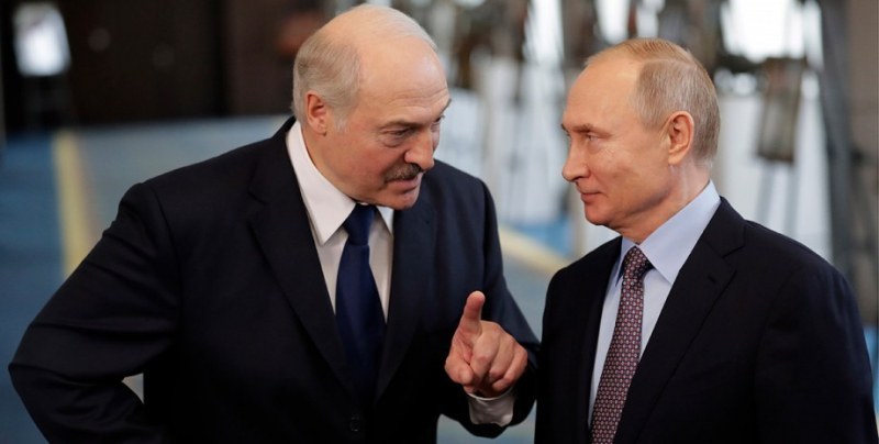 Путин се среща с Лукашенко, но няма да спре офанзивата в Украйна
