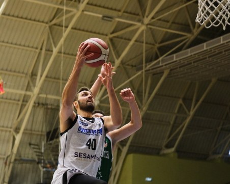 Академик победи Шумен и почти сигурно е в плейофите