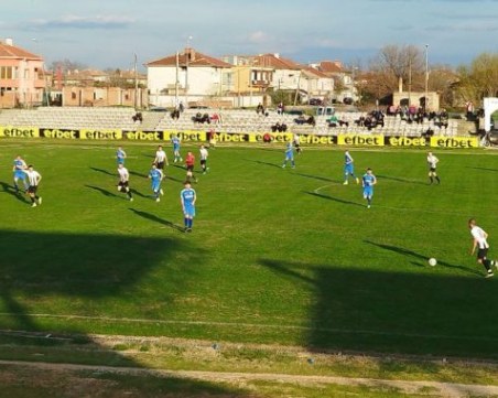 Дубълът на Локомотив загуби гостуването си в Съединение