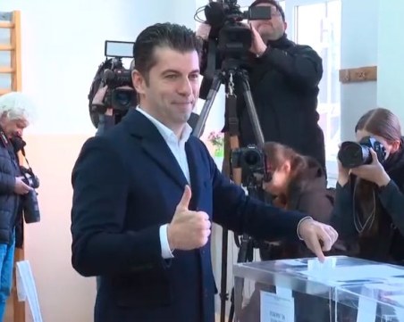Кирил Петков: Няма спасител, всичко зависи от нас
